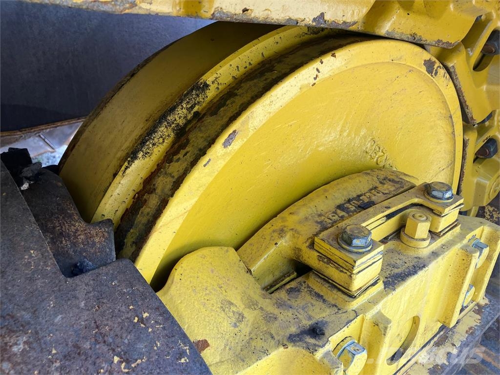 Komatsu D85PX-18E0 Otros componentes