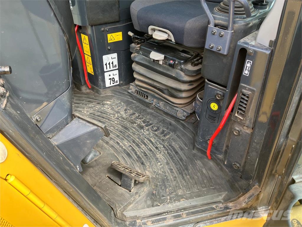 Komatsu D85PX-18E0 Otros componentes