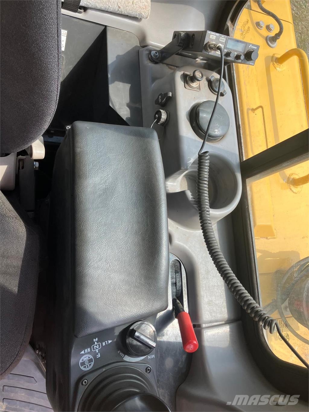 Komatsu D85PX-18E0 Otros componentes