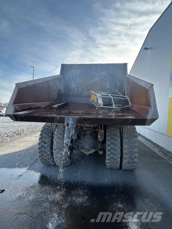 Komatsu HD405-7 其他组件