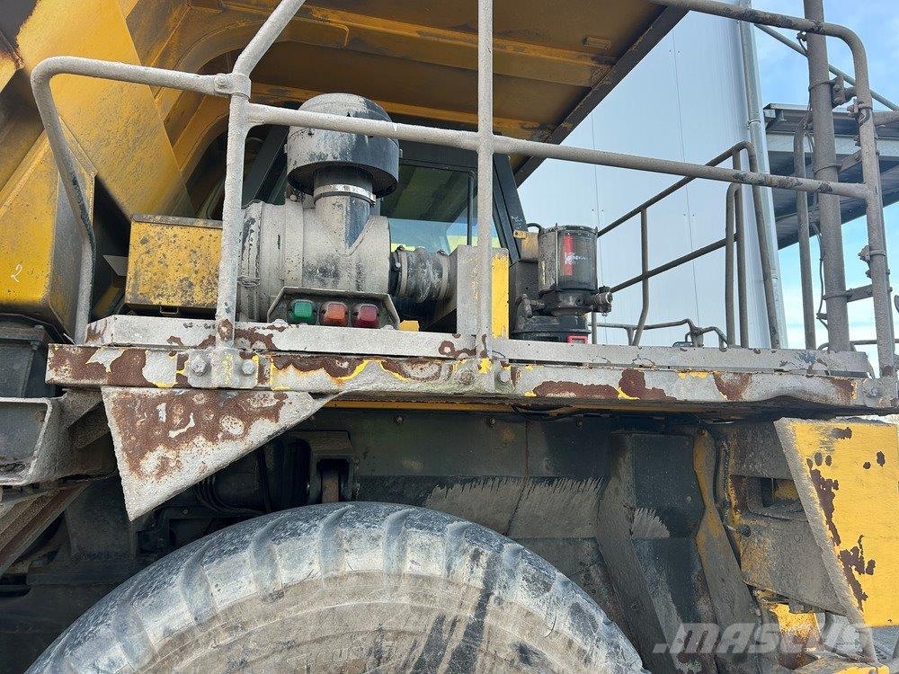 Komatsu HD405-7 其他组件