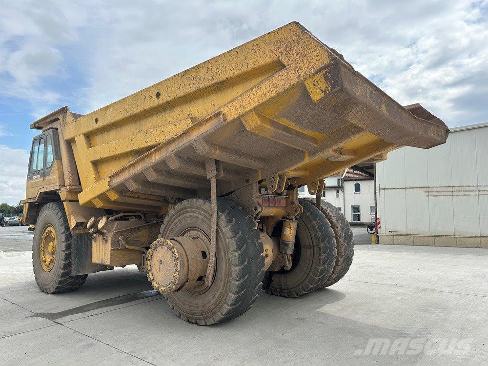 Komatsu HD605-5A 其他組件