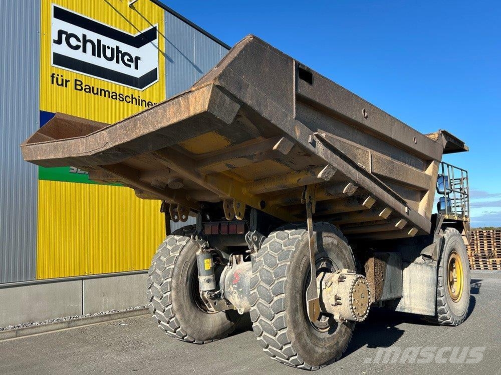 Komatsu HD605-7 مكونات أخرى