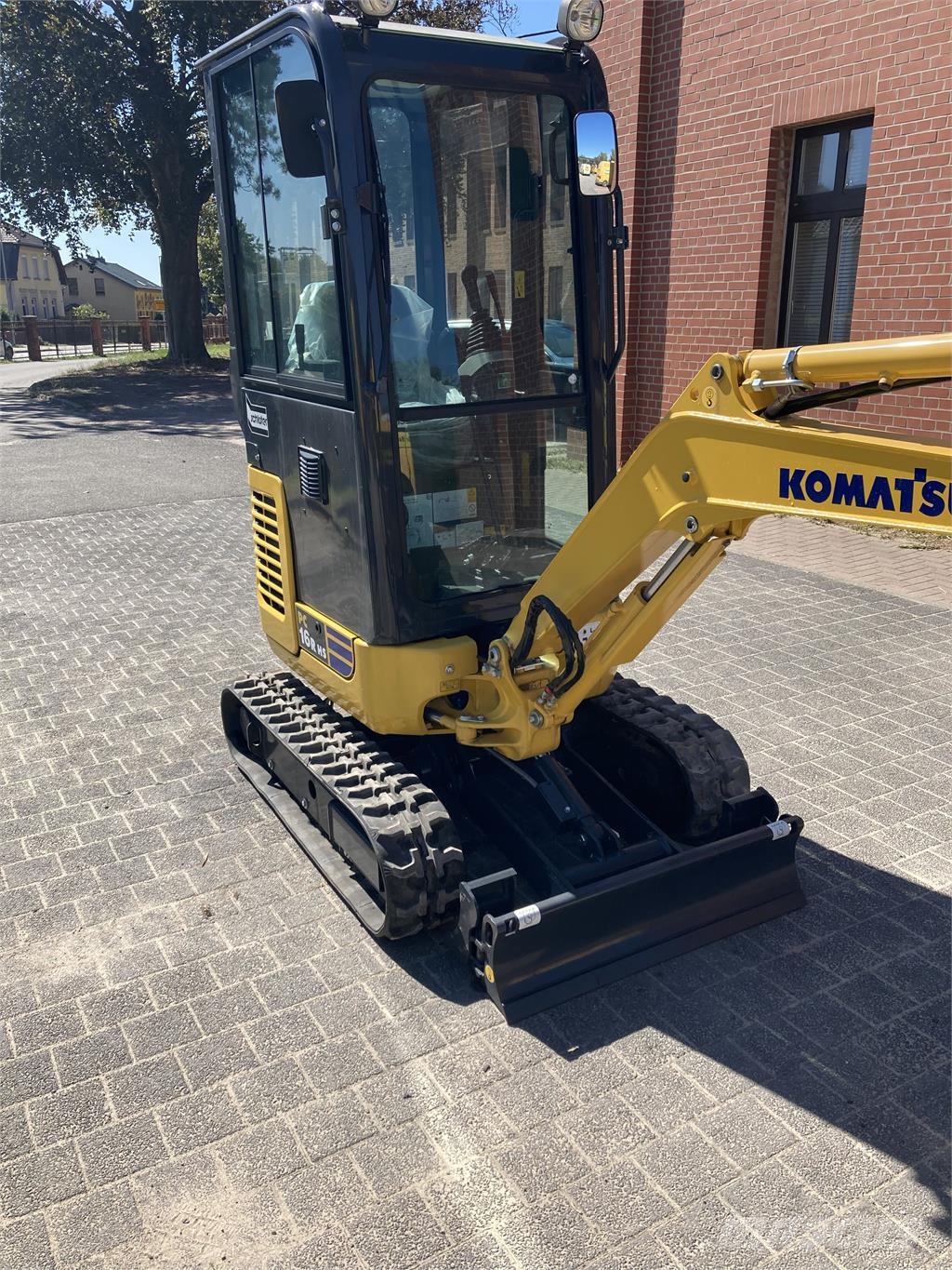 Komatsu PC16R-3HS Otros componentes