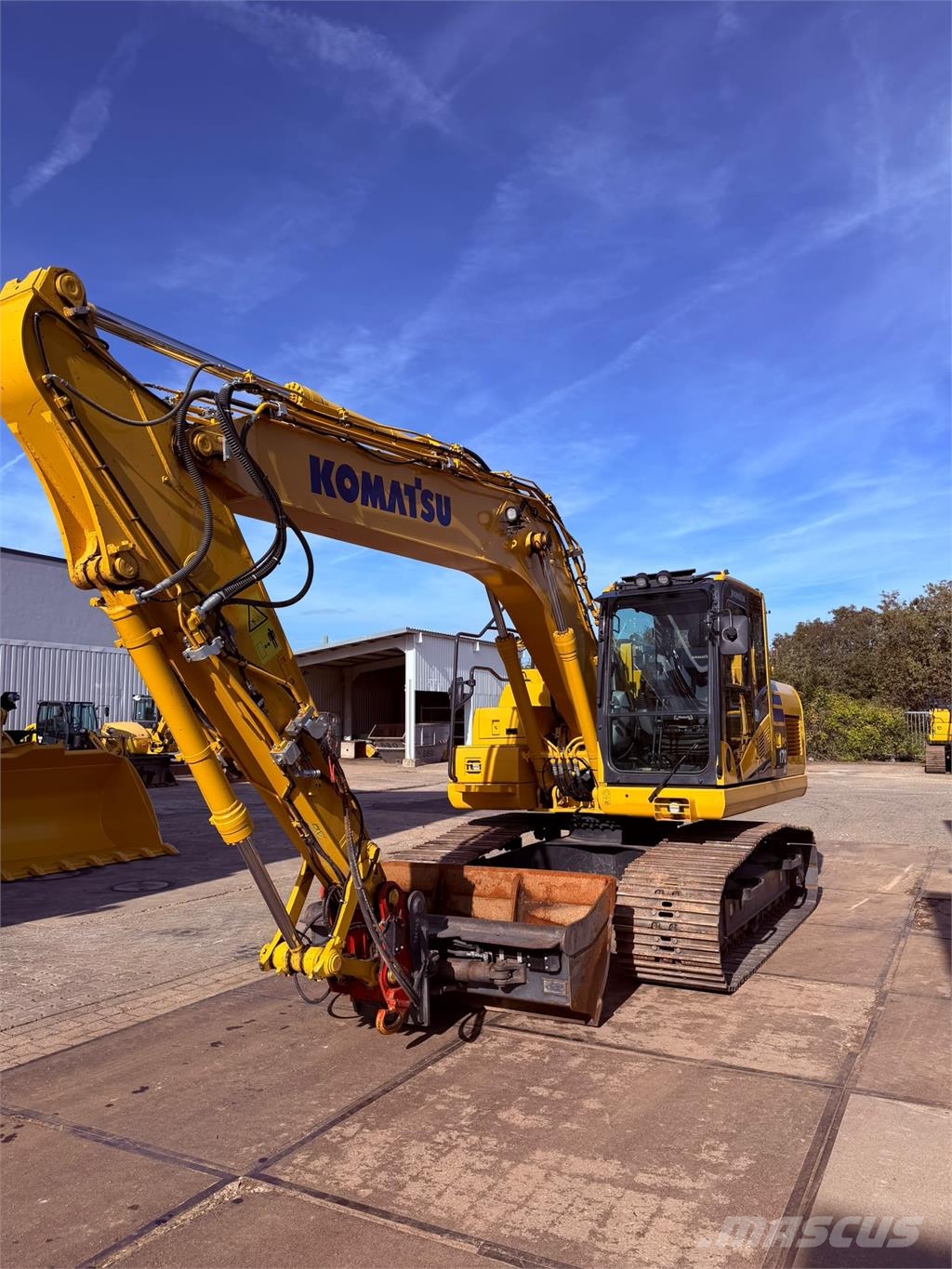 Komatsu PC170LC-11 مكونات أخرى