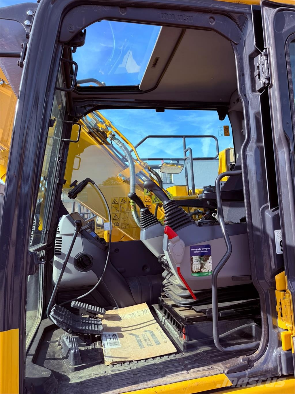 Komatsu PC170LC-11 مكونات أخرى