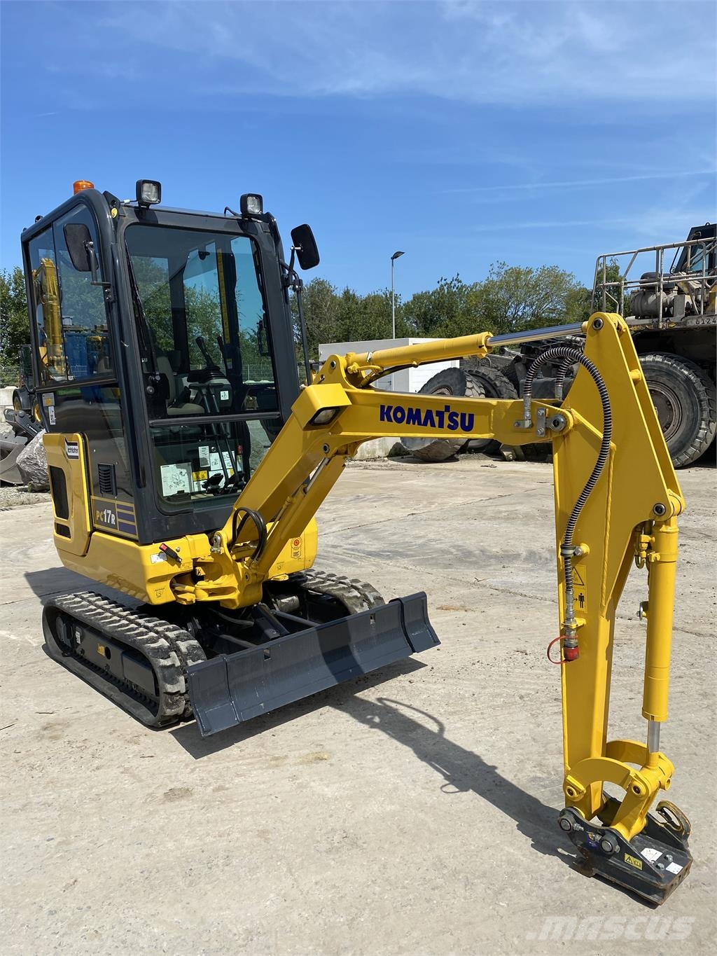 Komatsu PC17R-5 Otros componentes