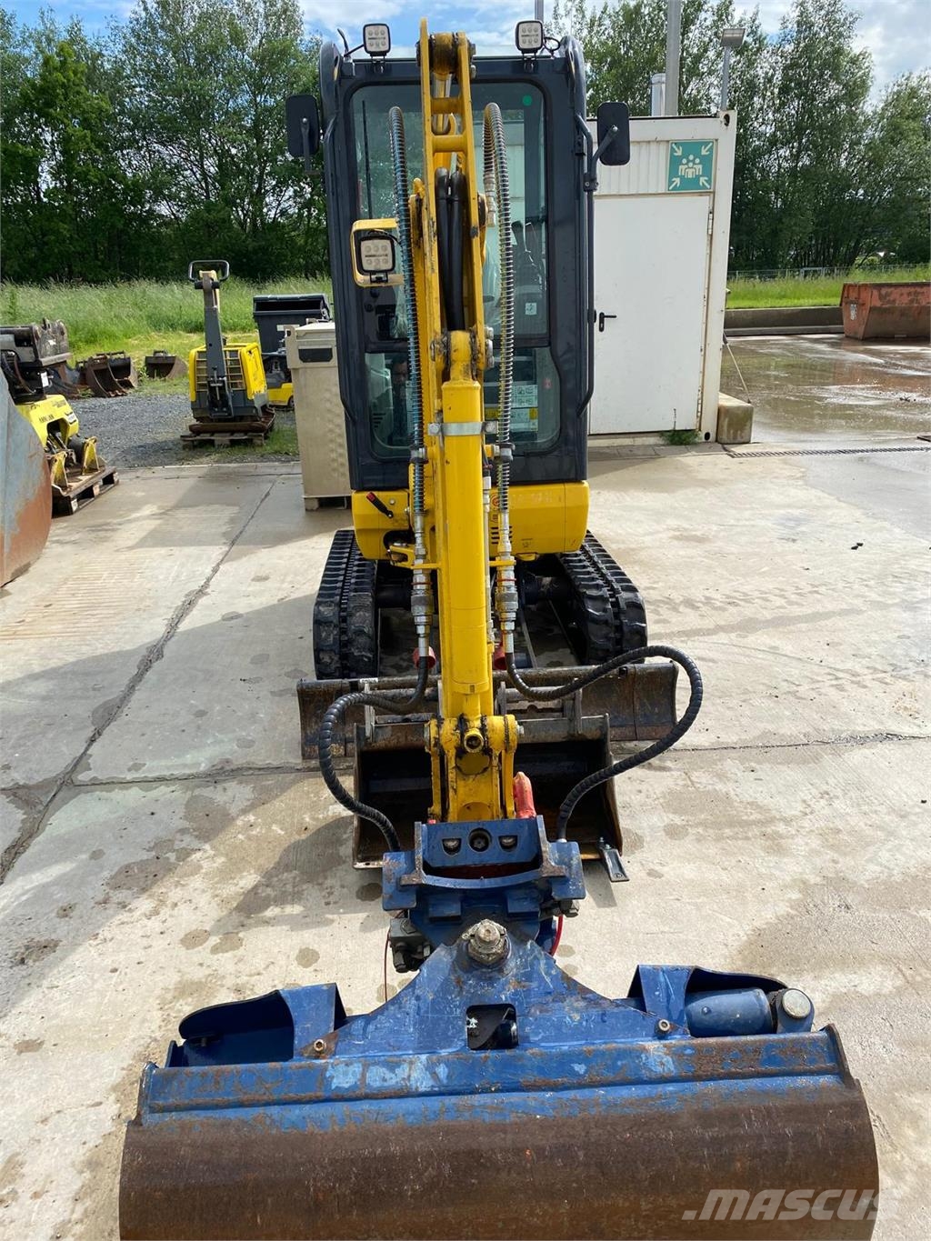 Komatsu PC20R-5 Drugi deli