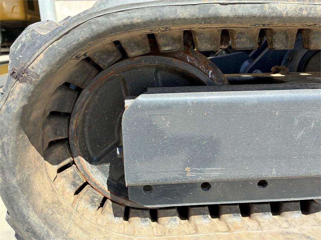 Komatsu PC20R-5 Otros componentes