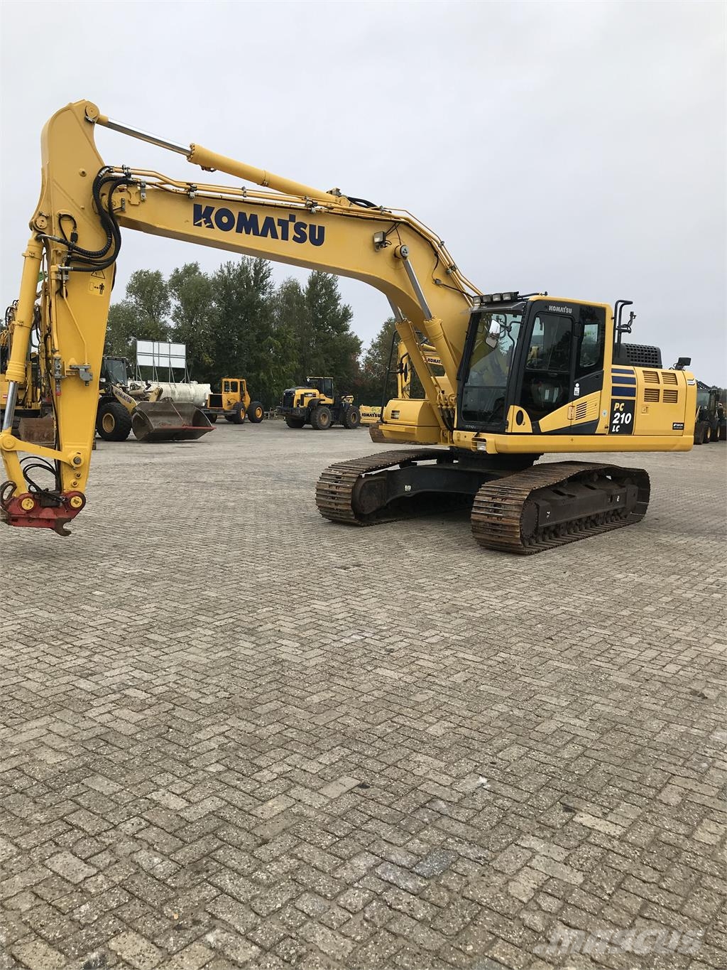 Komatsu PC210LC-11 Otros componentes