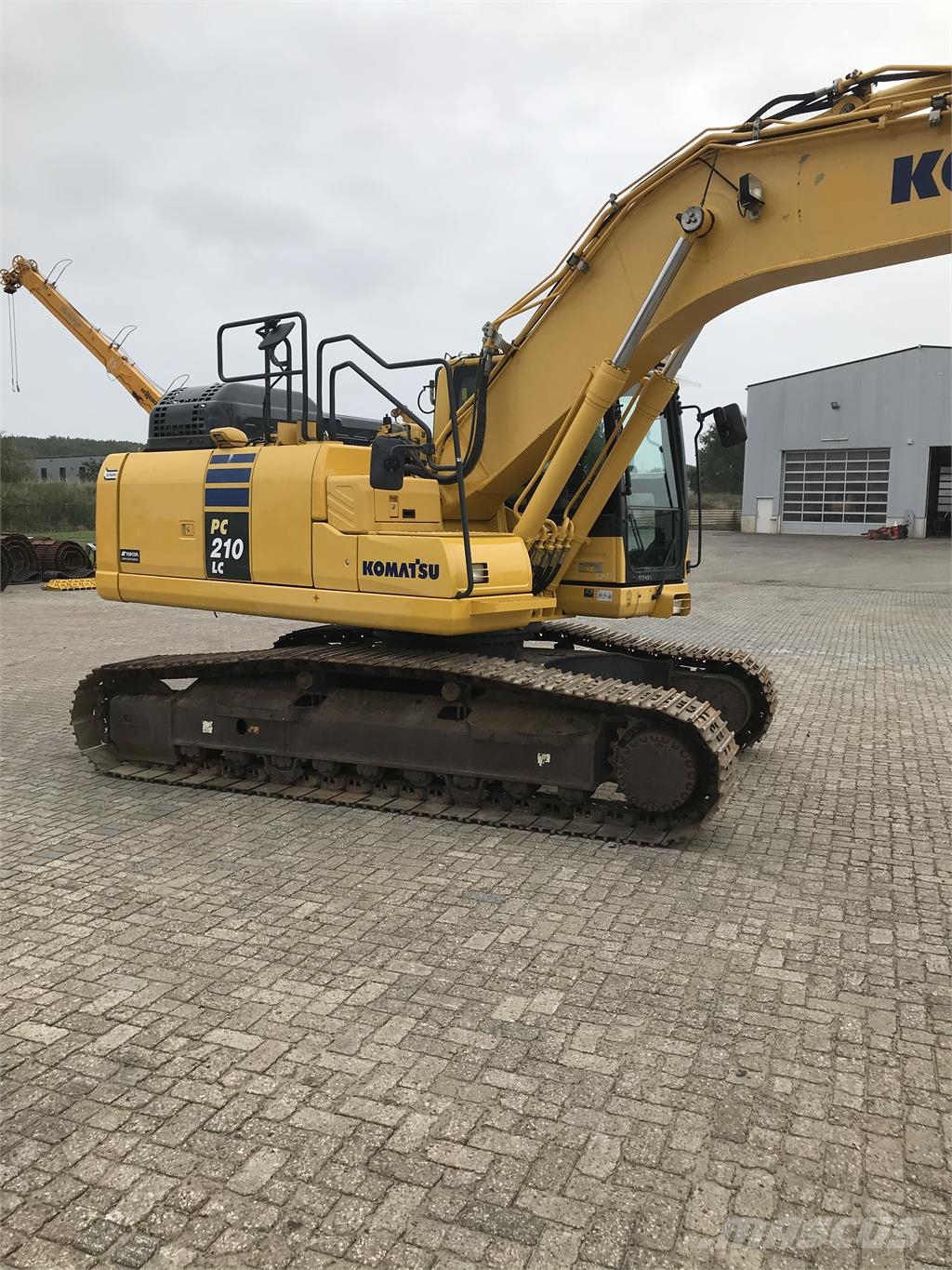 Komatsu PC210LC-11 Otros componentes