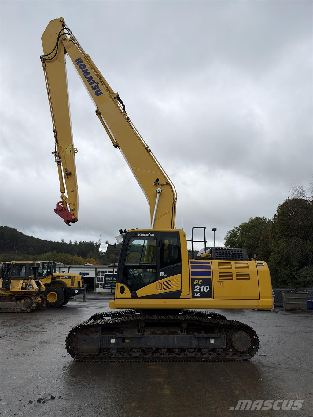 Komatsu PC210LC-11 其他组件