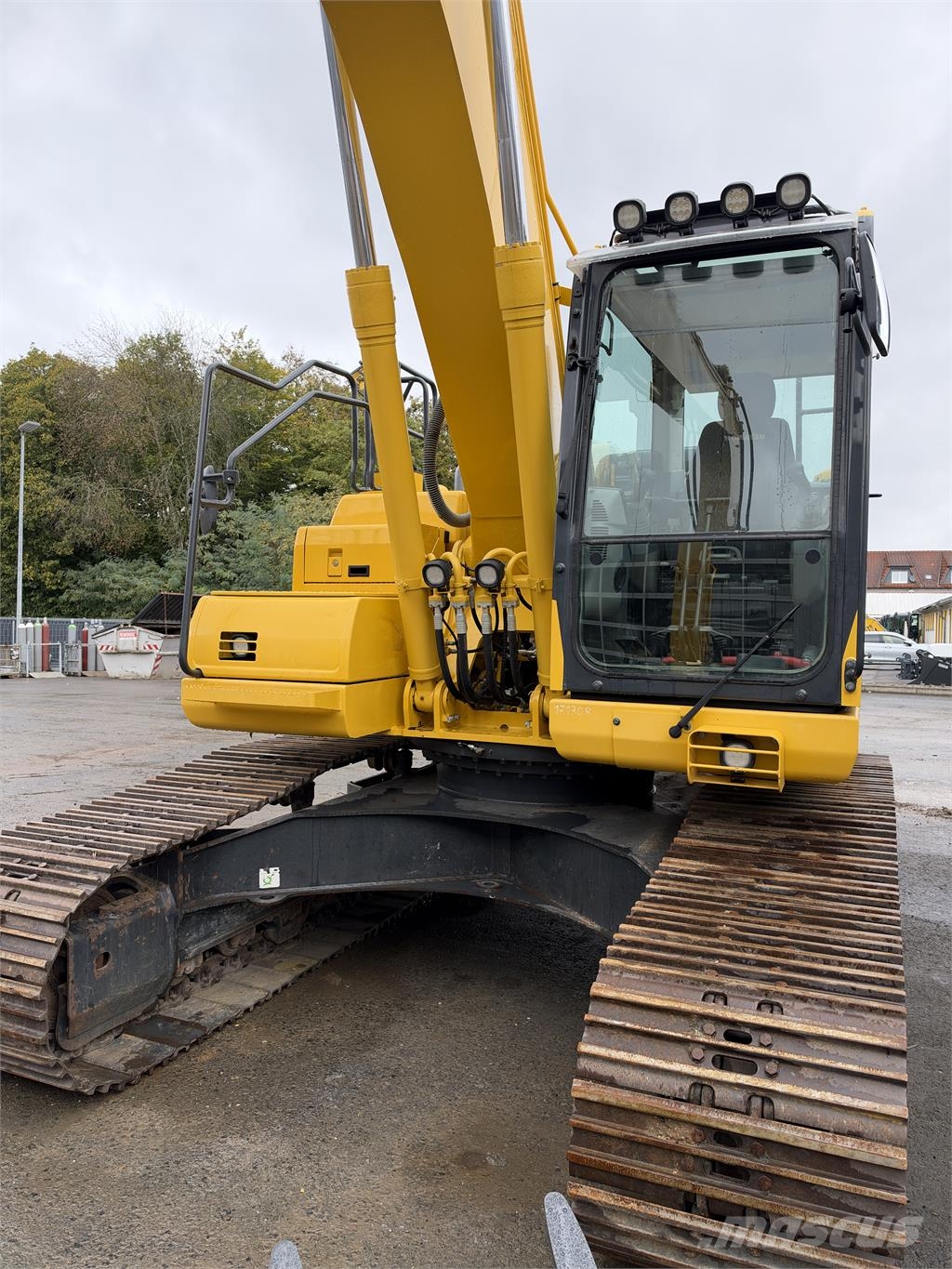 Komatsu PC210LC-11 其他组件