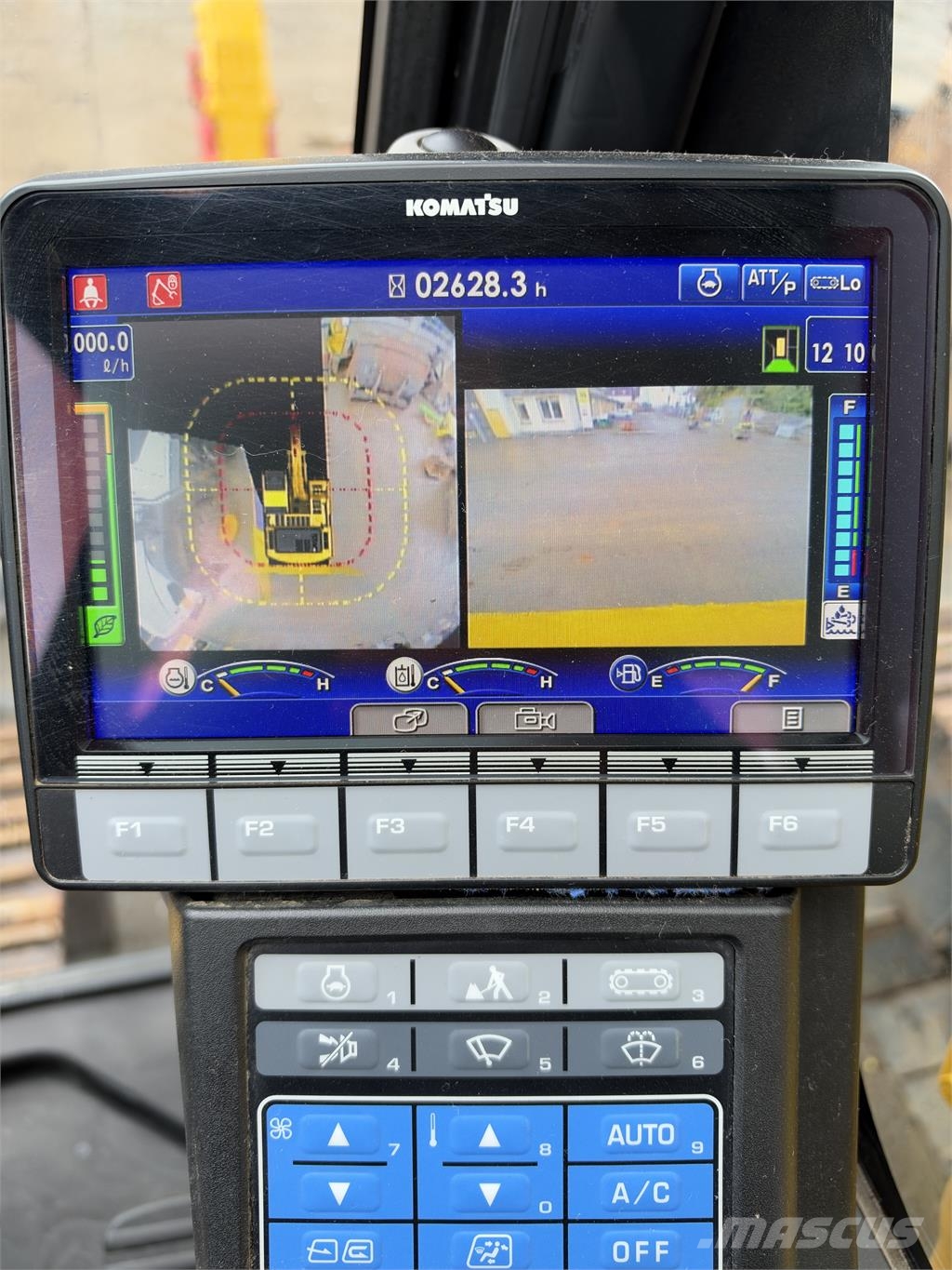 Komatsu PC210LC-11 其他组件