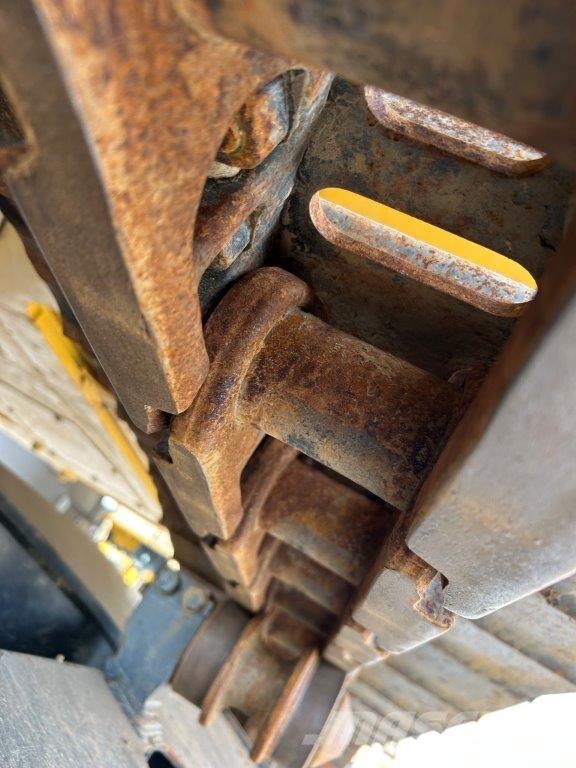 Komatsu PC210LC-11E0 Andre komponenter
