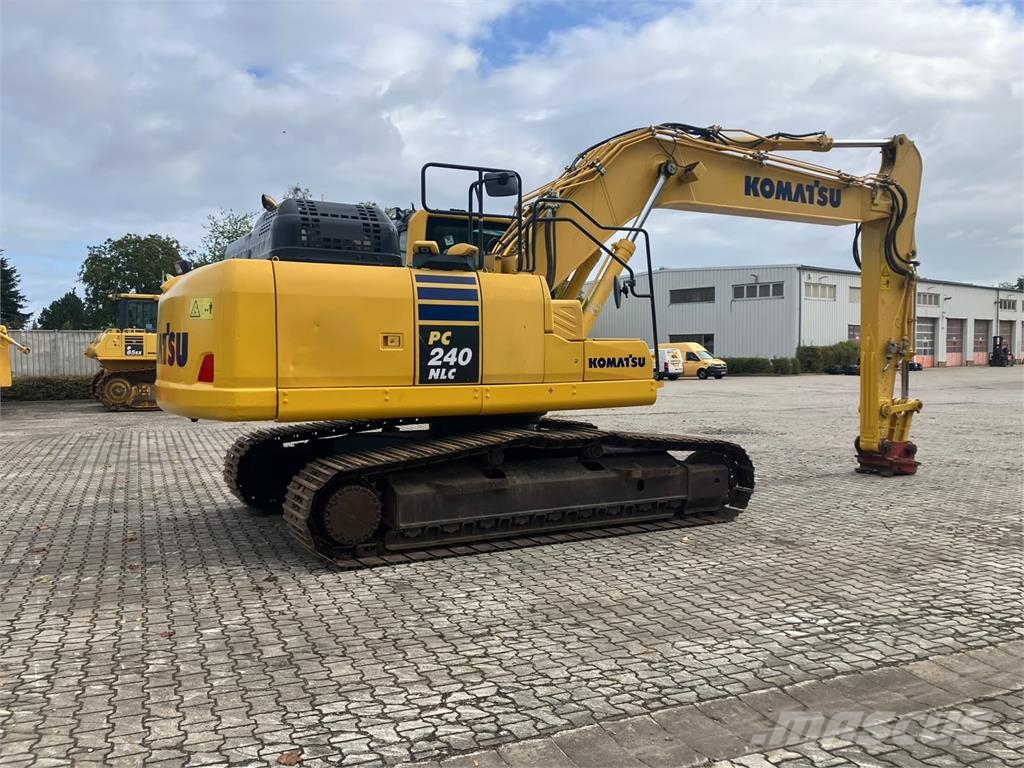 Komatsu PC240NLCD-11 مكونات أخرى