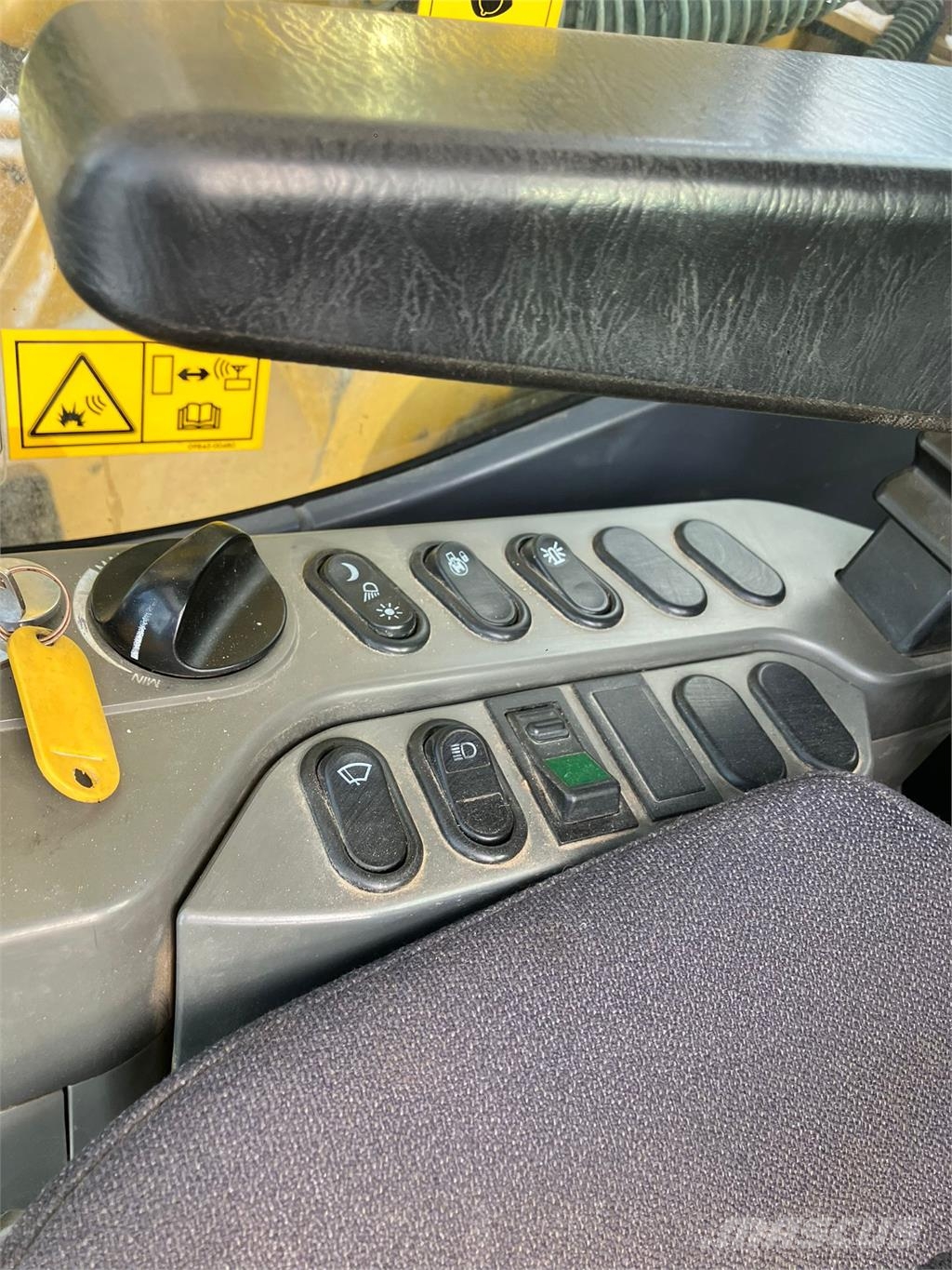 Komatsu PC290NLC-10 Drugi deli