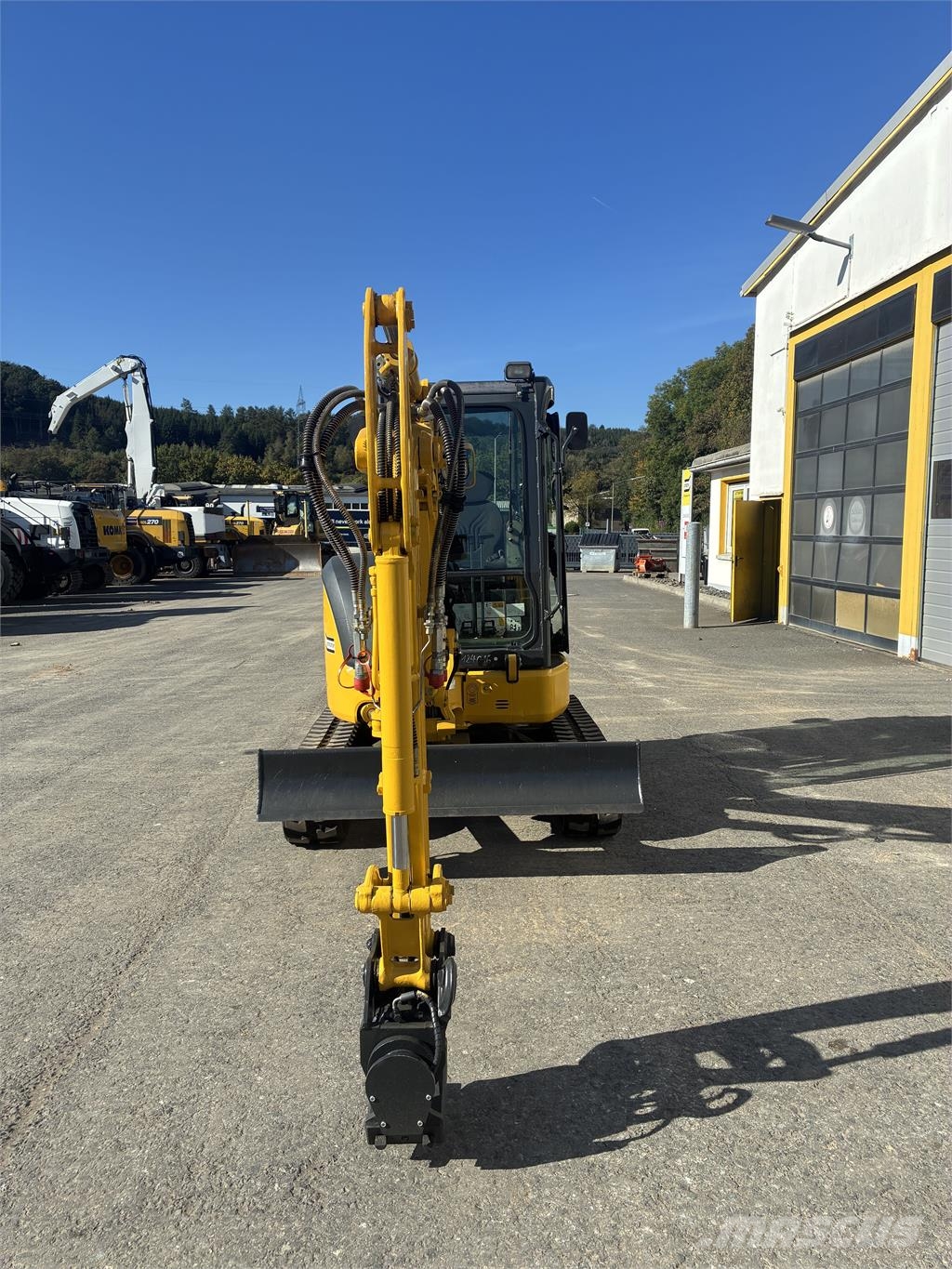 Komatsu PC35MR-3 مكونات أخرى