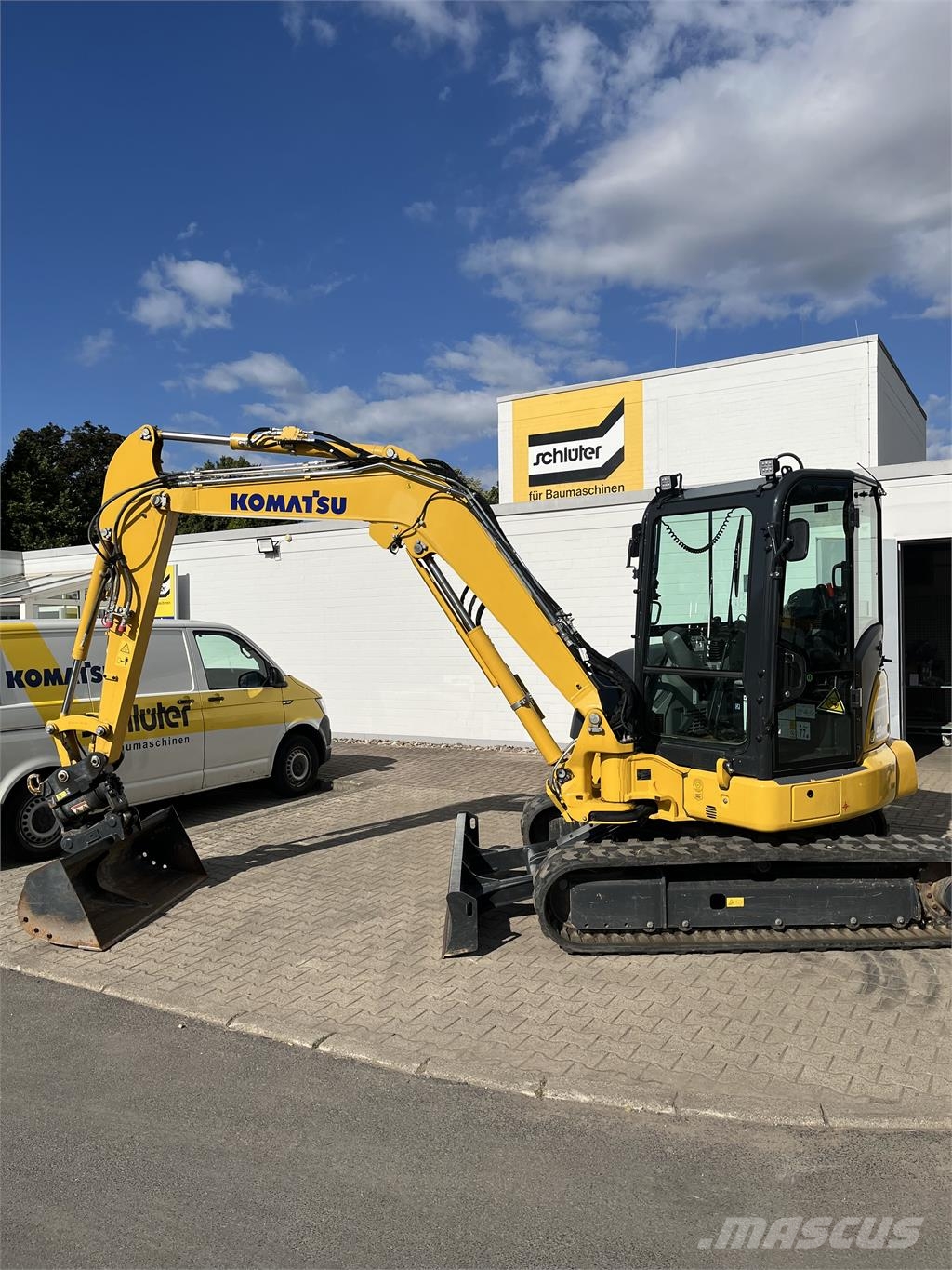 Komatsu PC58MR-5E0 Ostatní komponenty