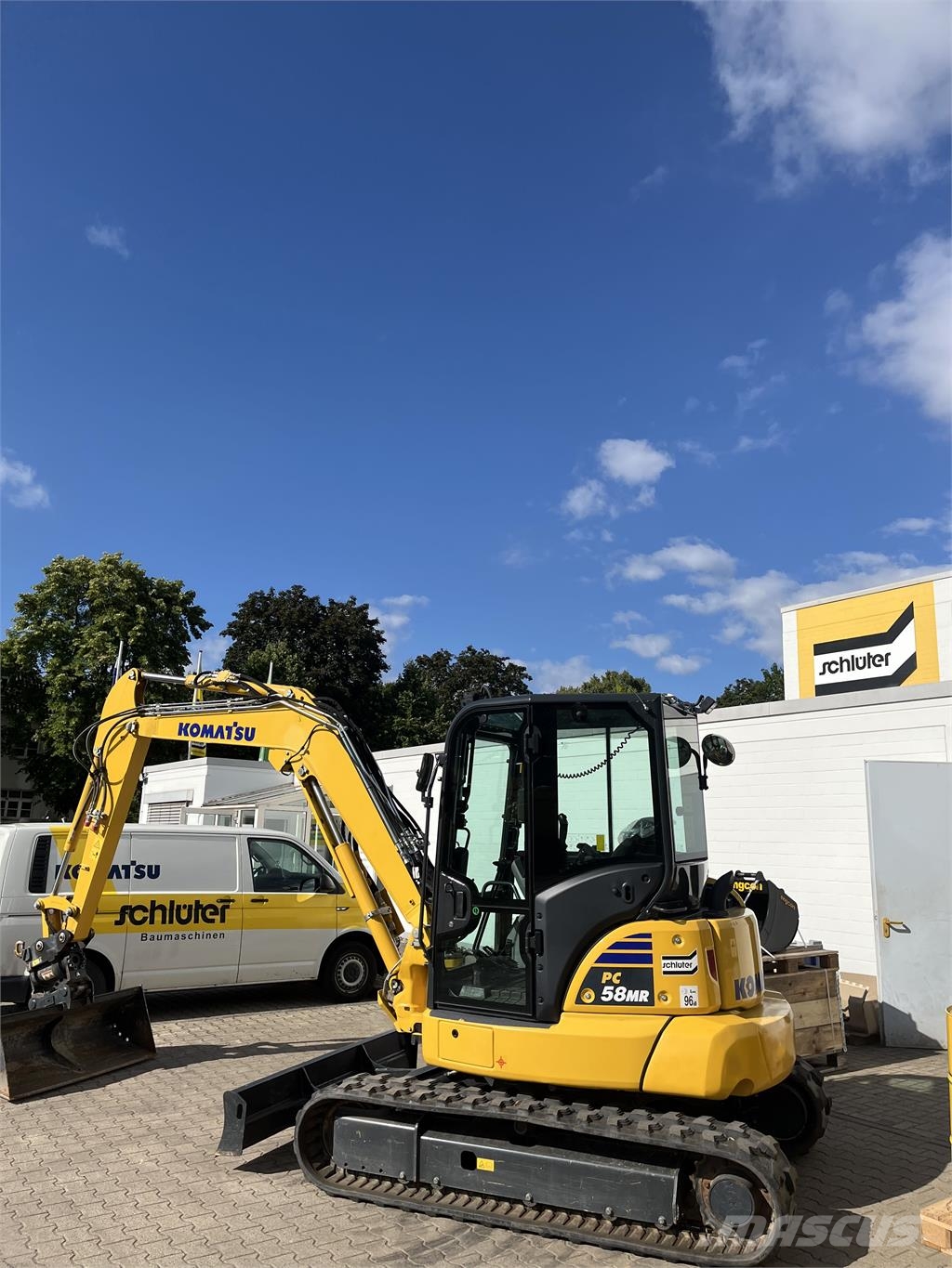 Komatsu PC58MR-5E0 Ostatní komponenty