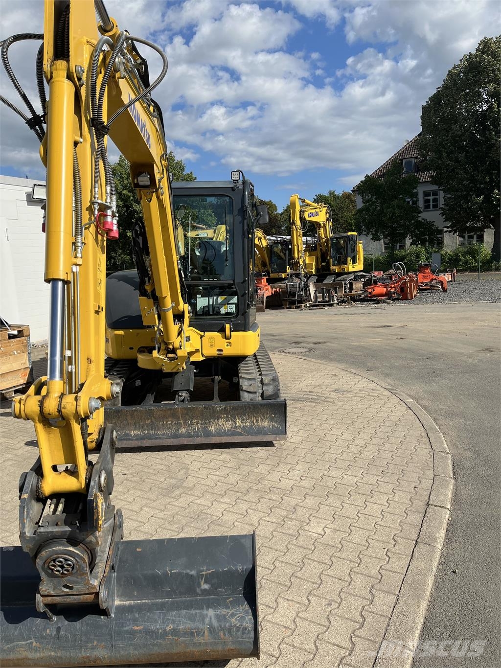 Komatsu PC58MR-5E0 Ostatní komponenty