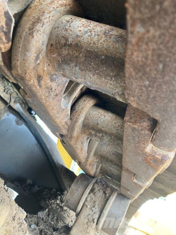 Komatsu PC700LC-8 Ostatní komponenty