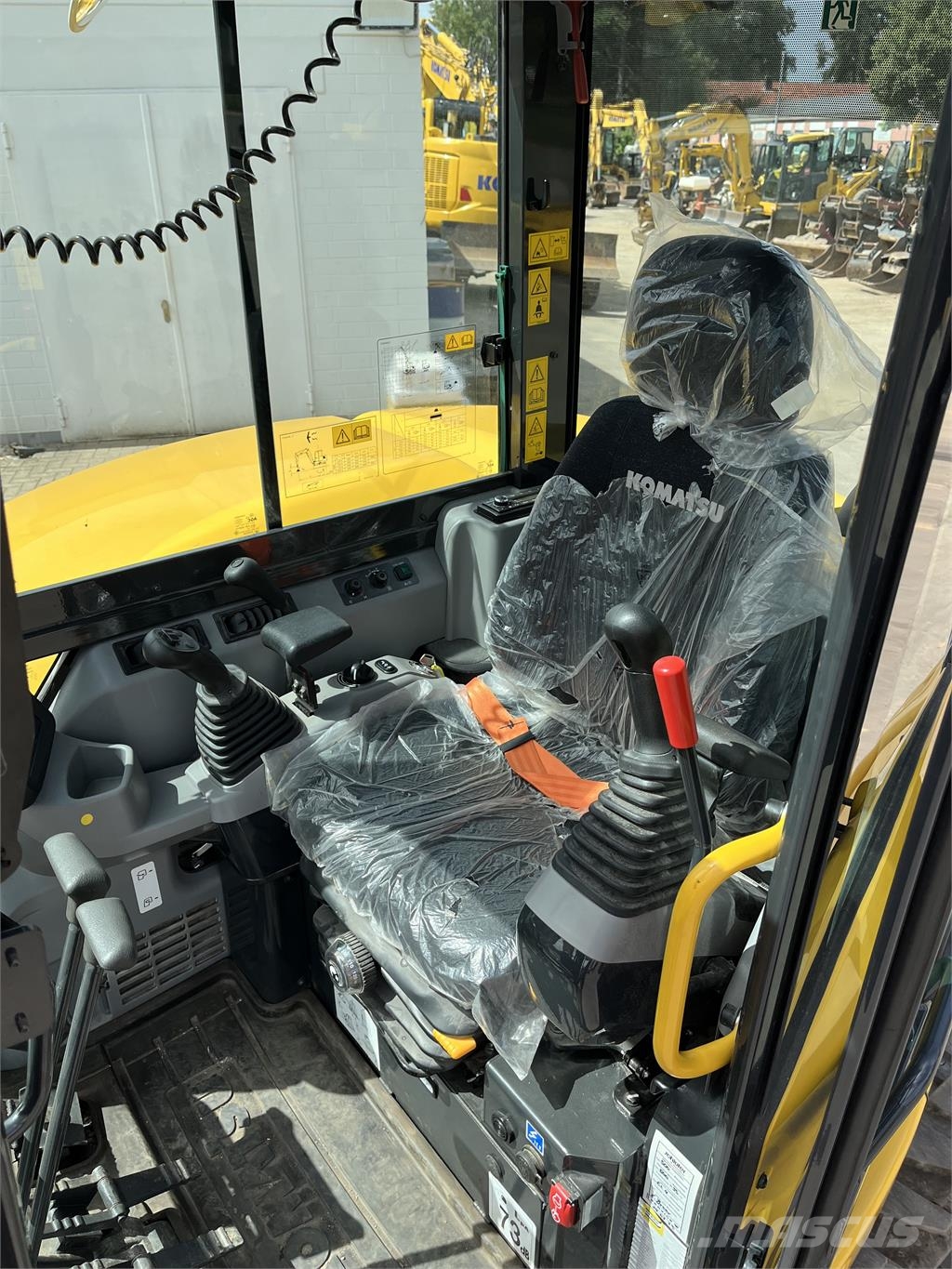 Komatsu PC80MR-5E0 Otros componentes