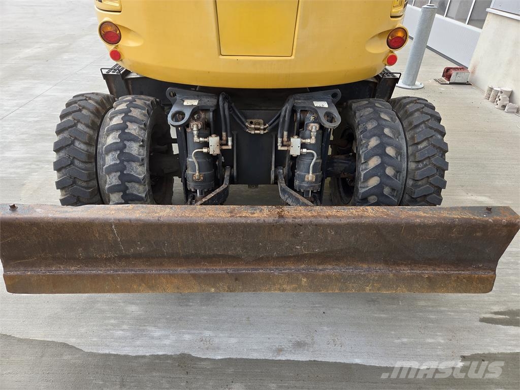 Komatsu PW118MR-11 Otros componentes