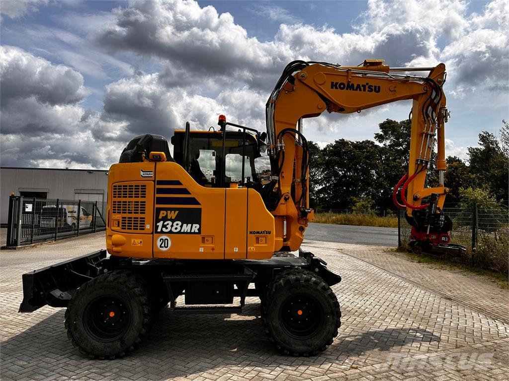 Komatsu PW138MR-11E0 Ostatní komponenty
