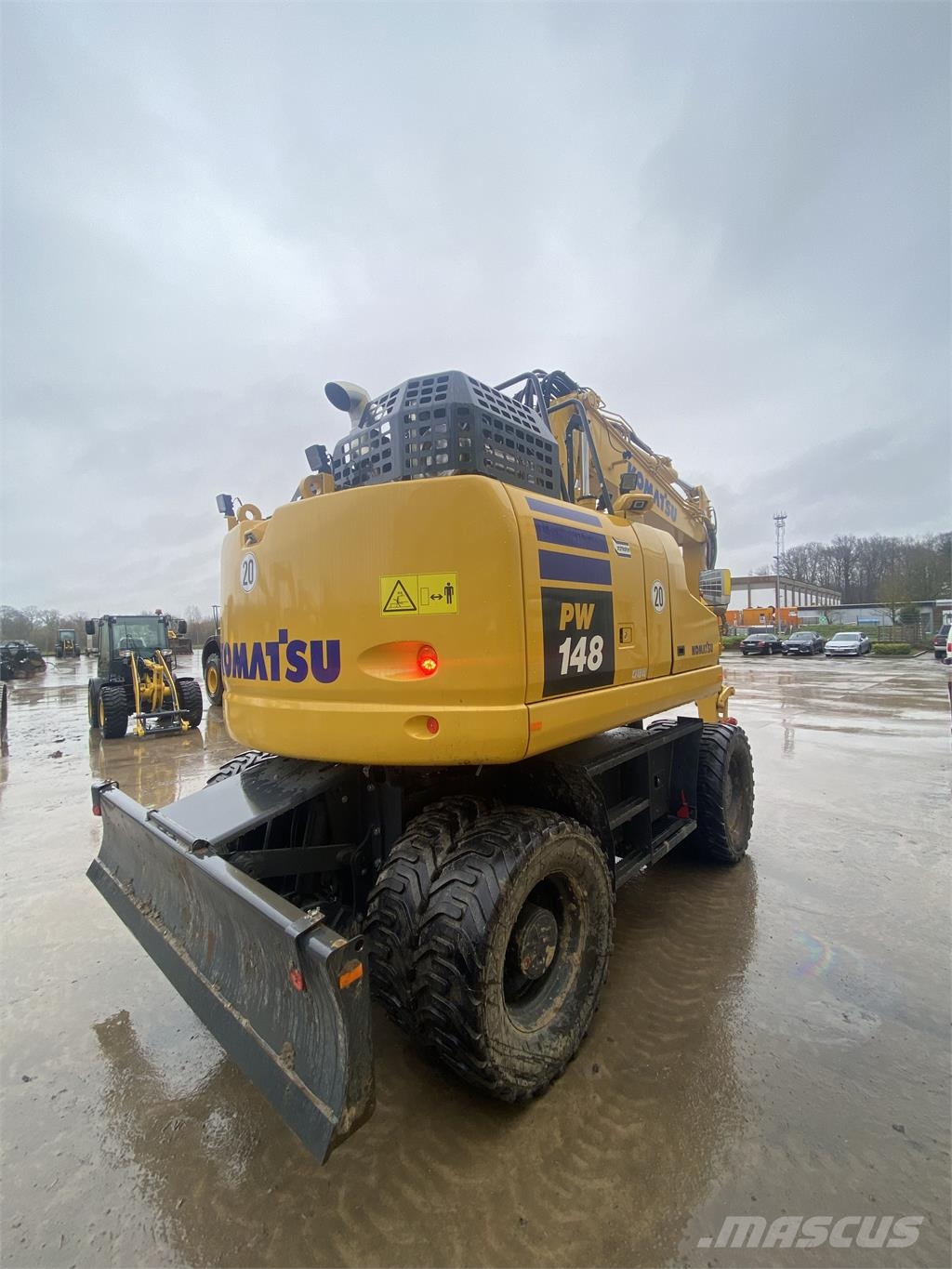 Komatsu PW148-11E0 Citas sastāvdaļas