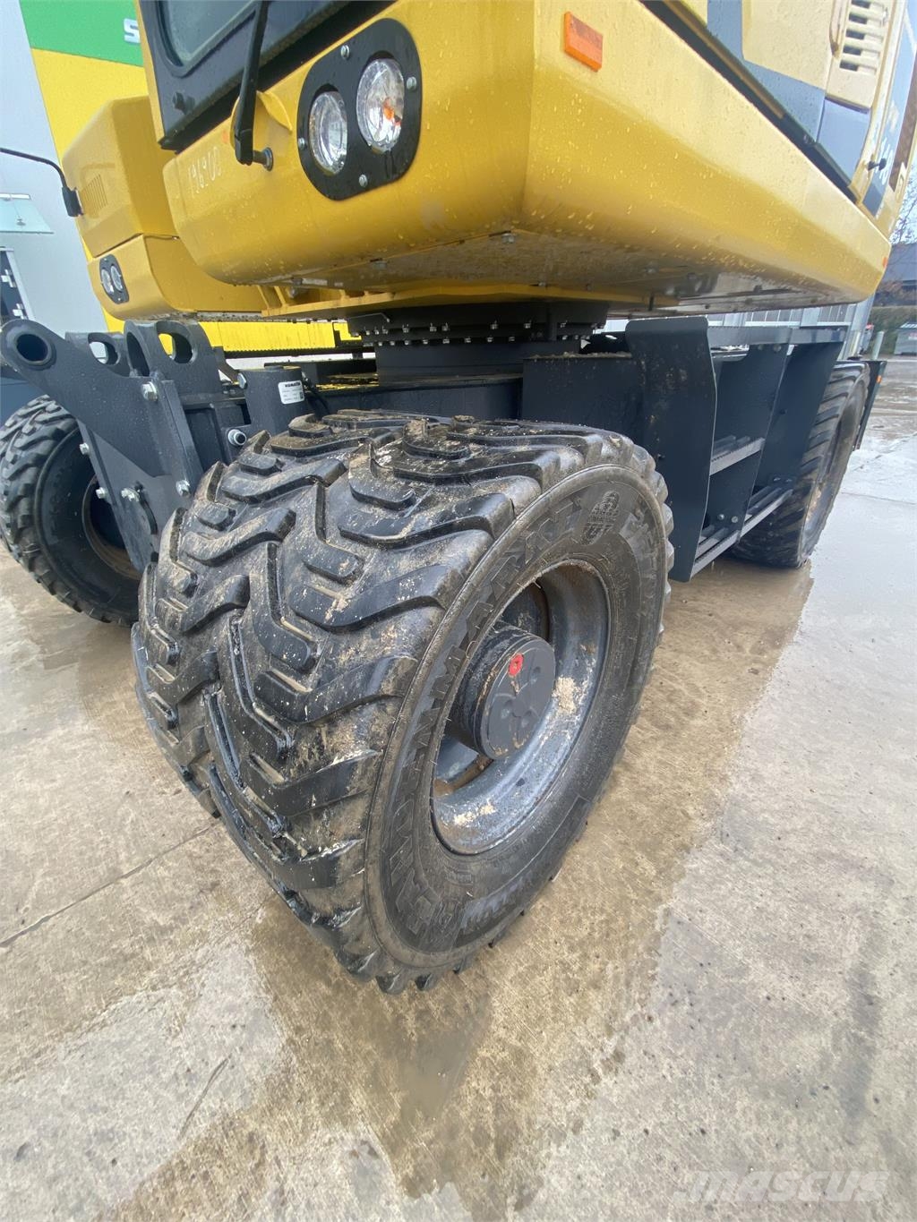 Komatsu PW148-11E0 Citas sastāvdaļas