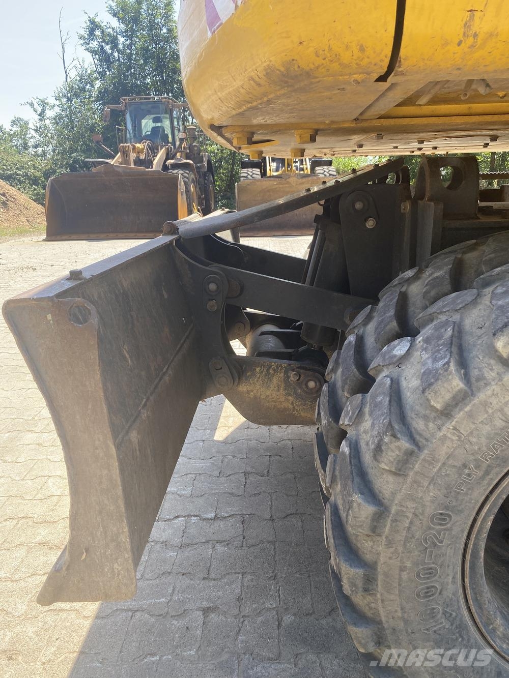 Komatsu PW160-11 Ďalšie komponenty