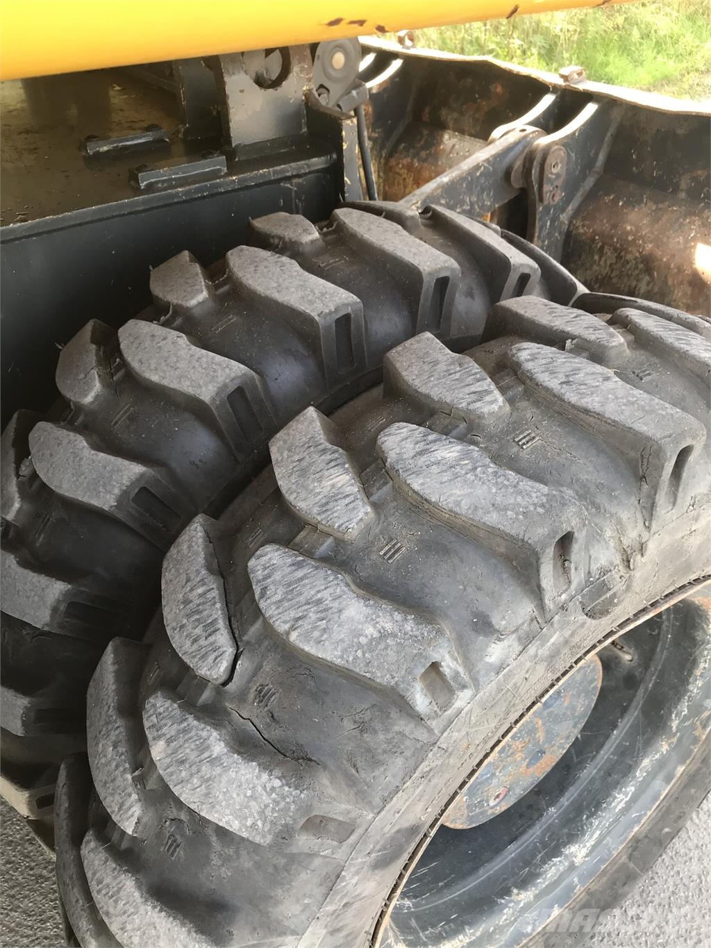 Komatsu PW160-8 其他組件
