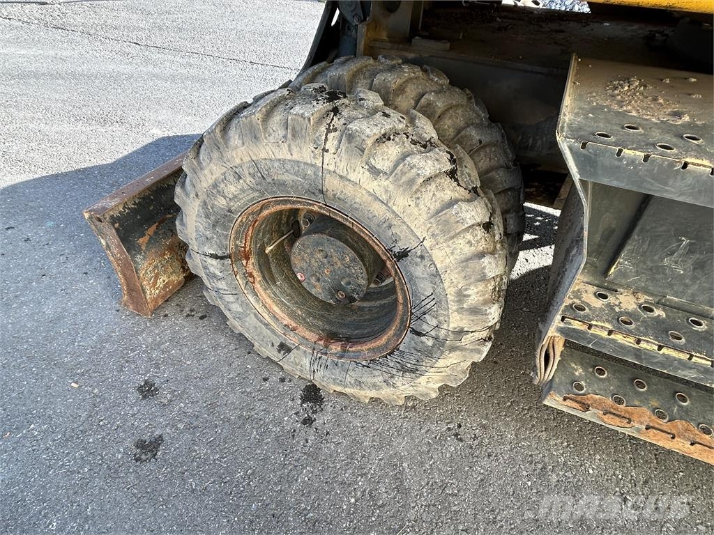 Komatsu PW160-8 Other components