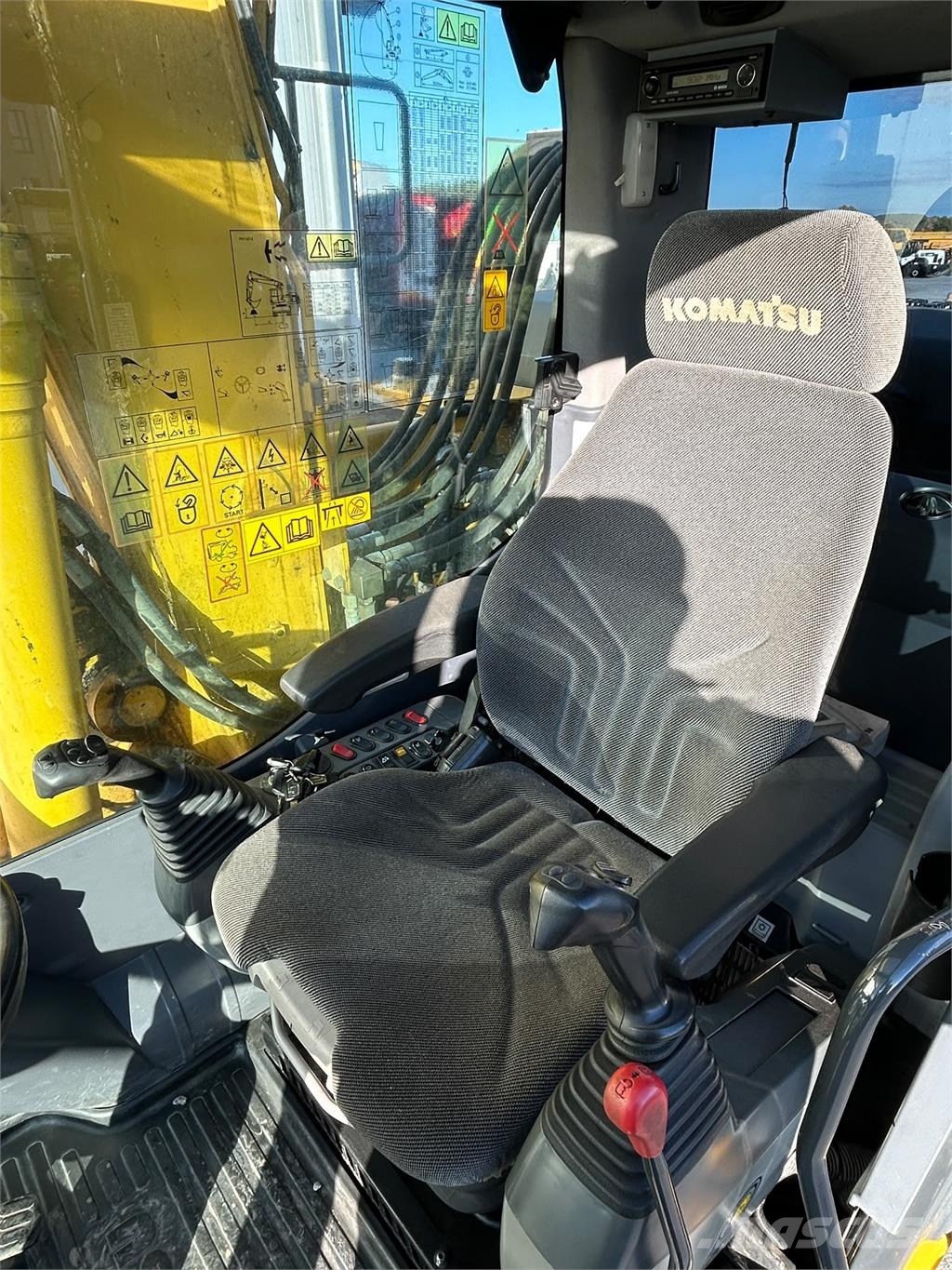 Komatsu PW160-8 Other components