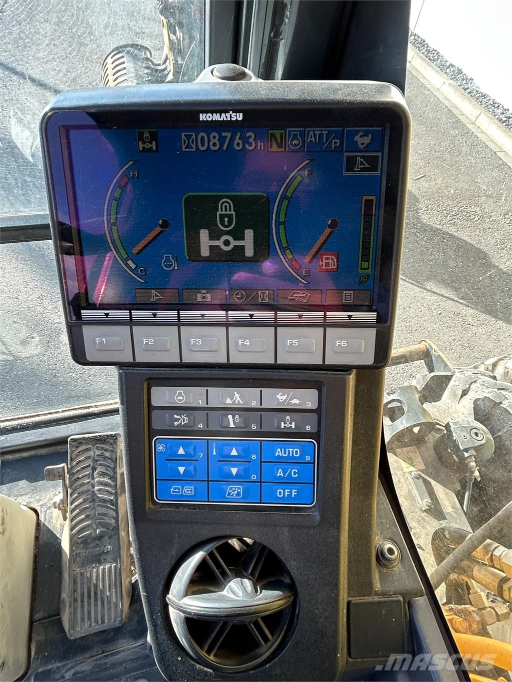 Komatsu PW160-8 Other components