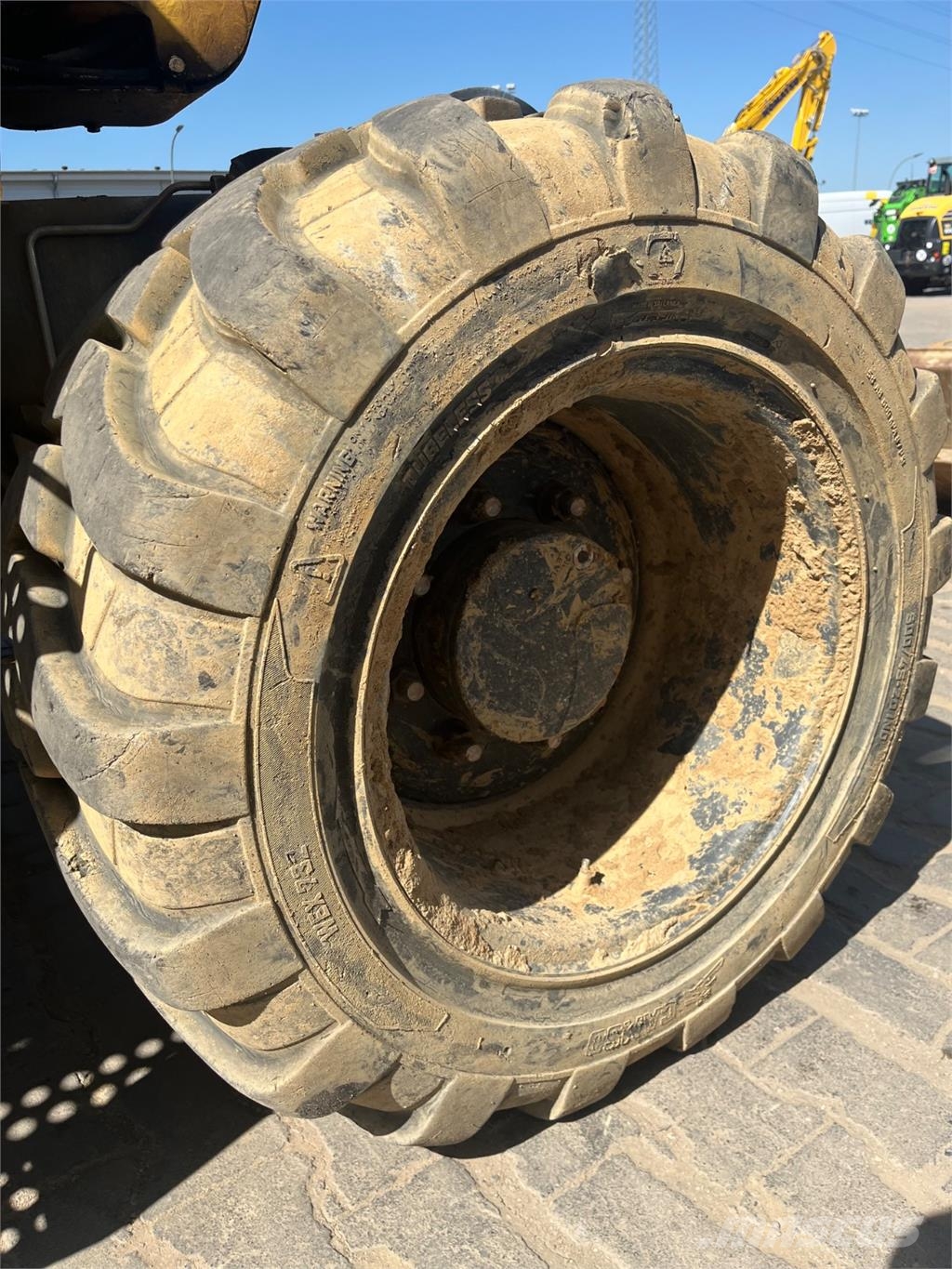 Komatsu PW98MR-10 Otros componentes