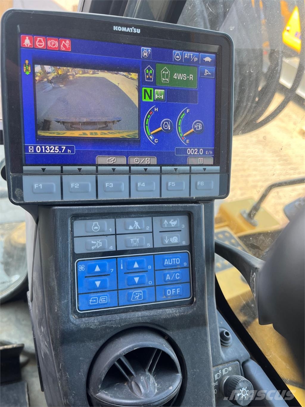 Komatsu PW98MR-10 Otros componentes