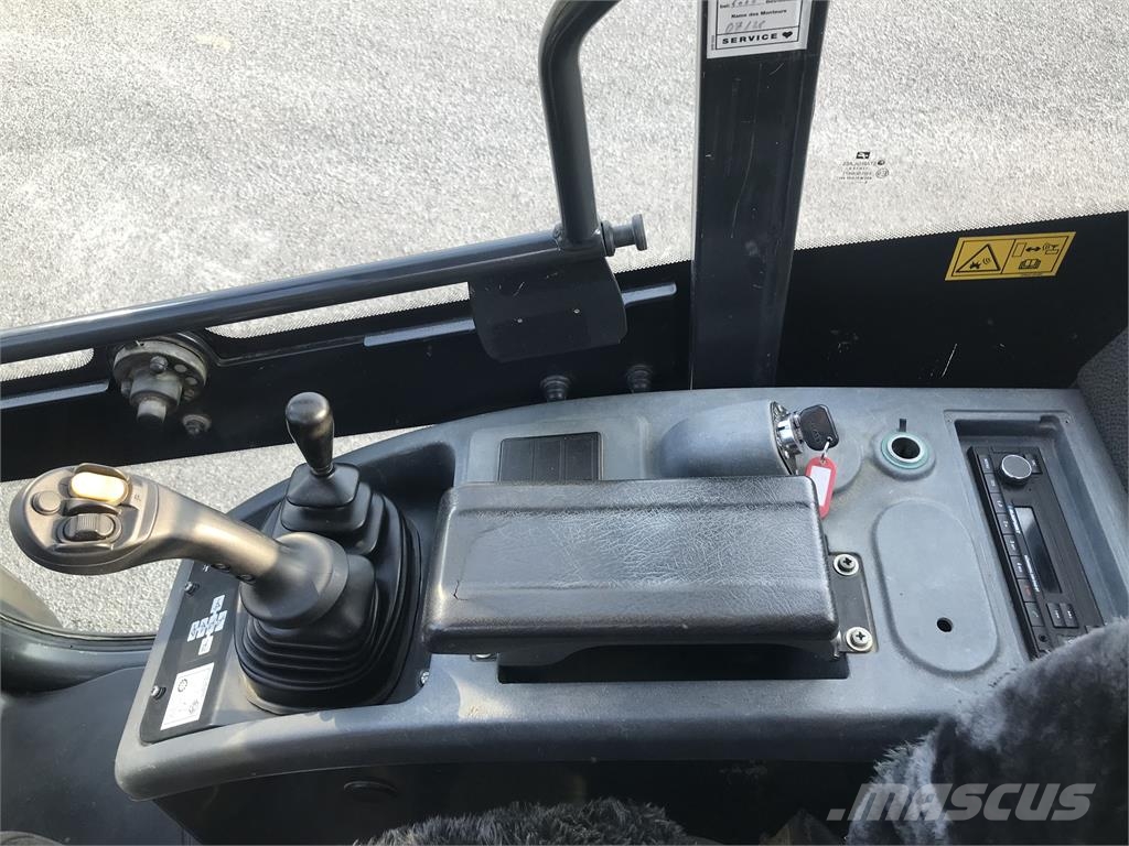 Komatsu WA100M-7 Otros componentes