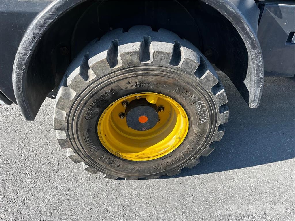 Komatsu WA100M-8E0 Άλλα εξαρτήματα