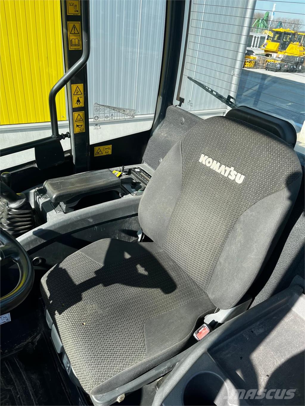 Komatsu WA100M-8E0 Άλλα εξαρτήματα