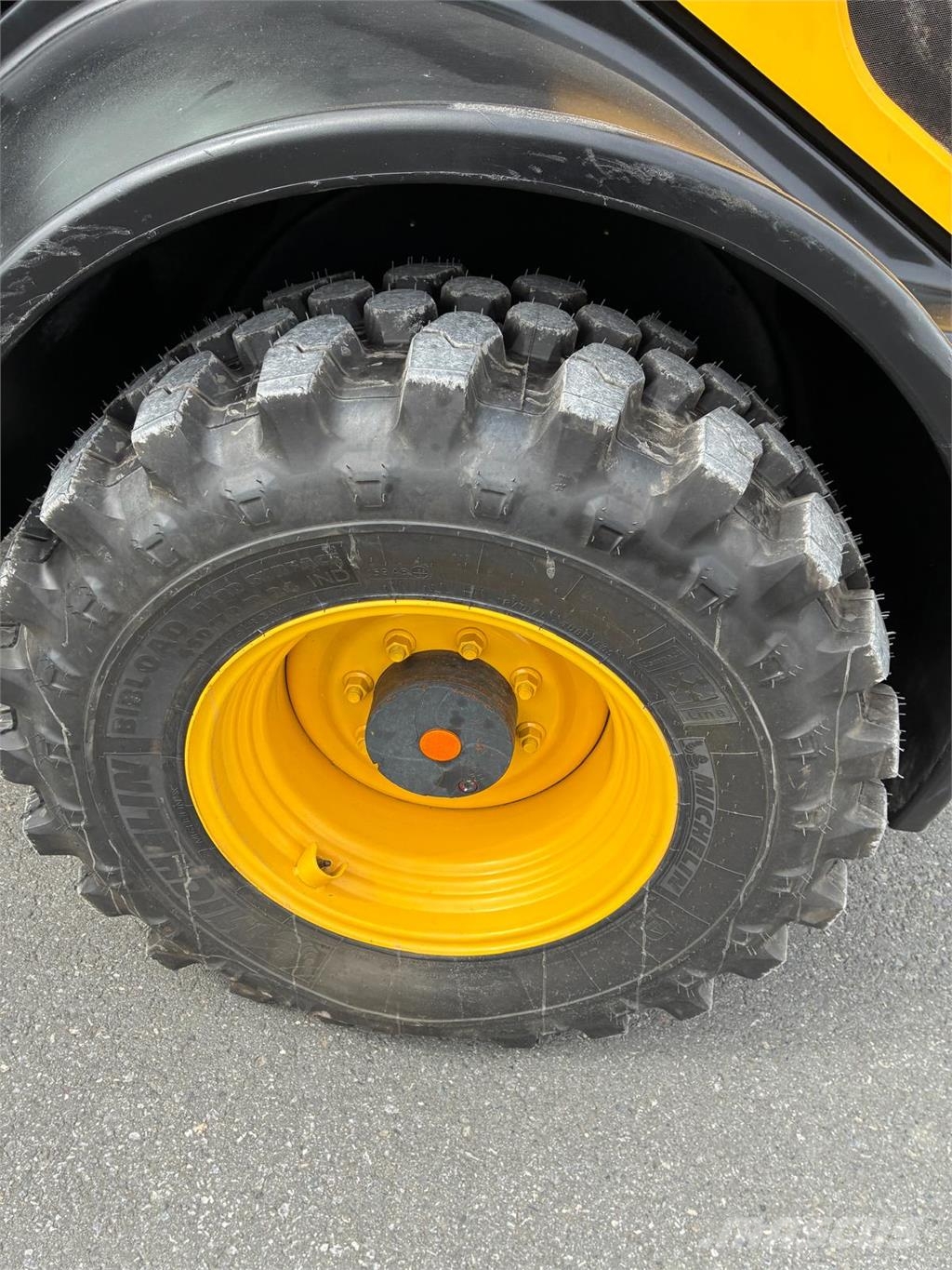 Komatsu WA100M-8E0 Άλλα εξαρτήματα