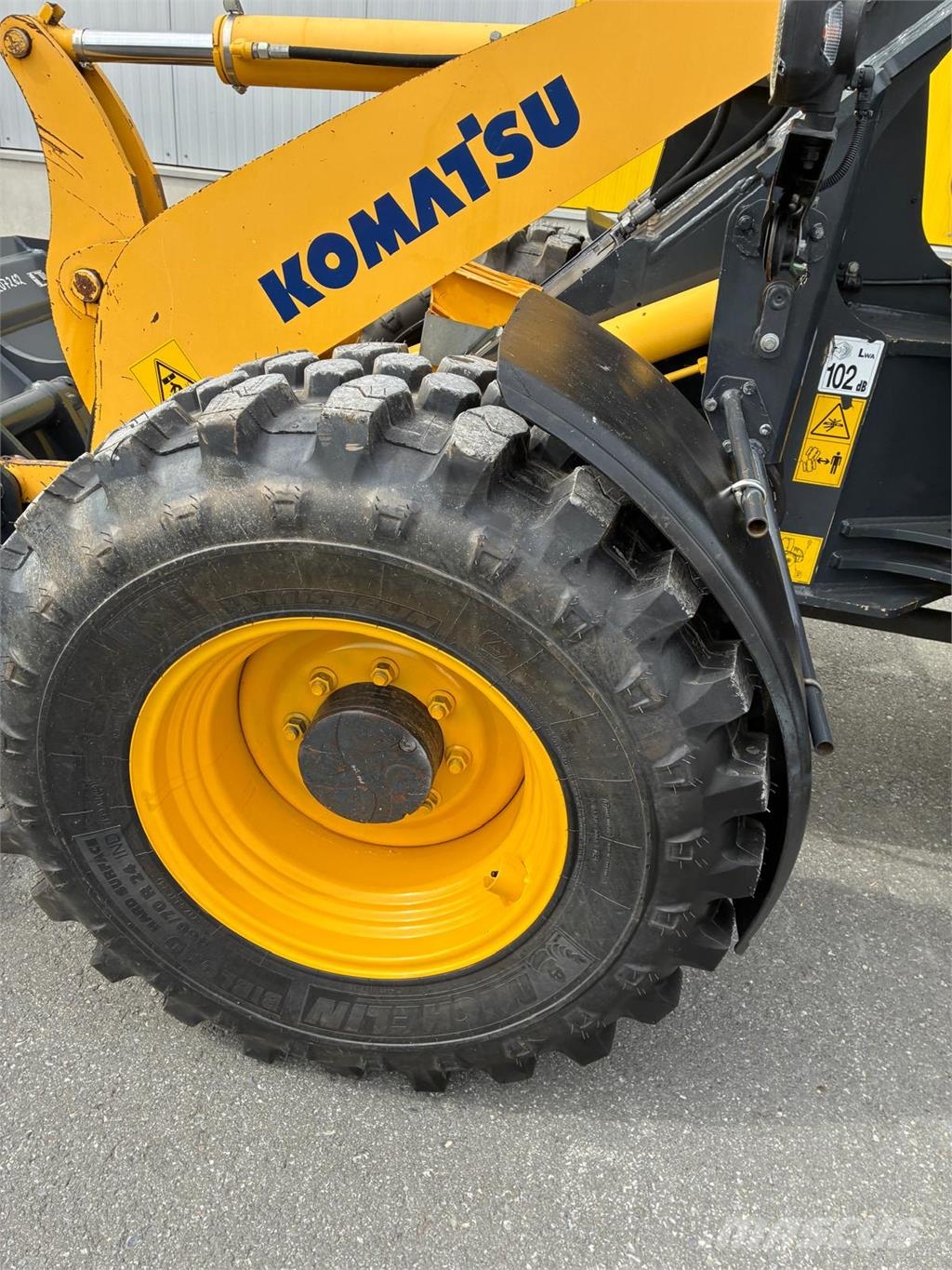 Komatsu WA100M-8E0 Άλλα εξαρτήματα