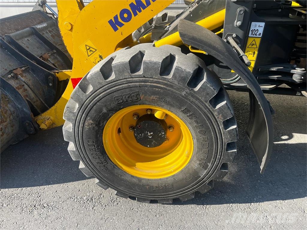 Komatsu WA100M-8E0 Citas sastāvdaļas