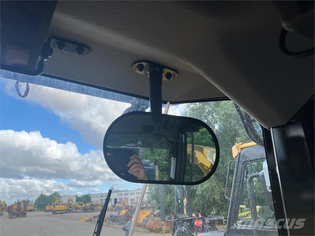 Komatsu WA200-8E0 Citas sastāvdaļas