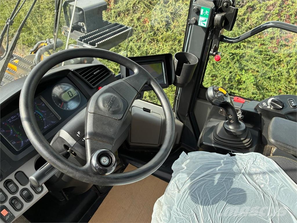 Komatsu WA270-8E0 Andre komponenter