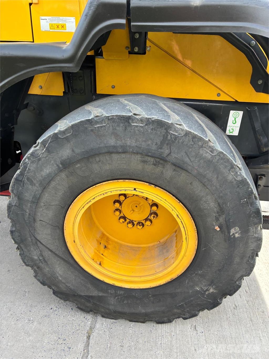 Komatsu WA270-8E0 Andre komponenter