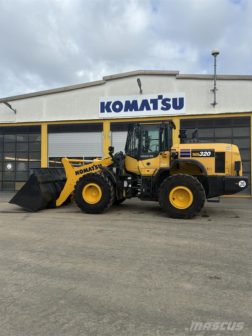 Komatsu WA320-8 Autres accessoires