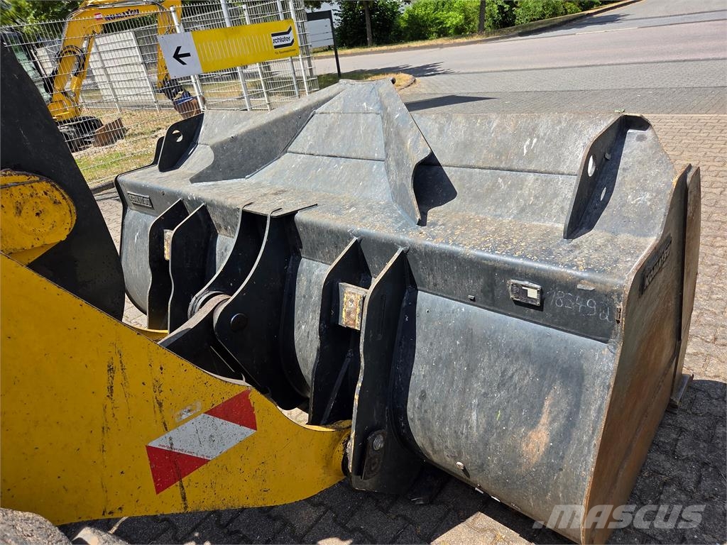 Komatsu WA320-8E0 Andere Zubehörteile