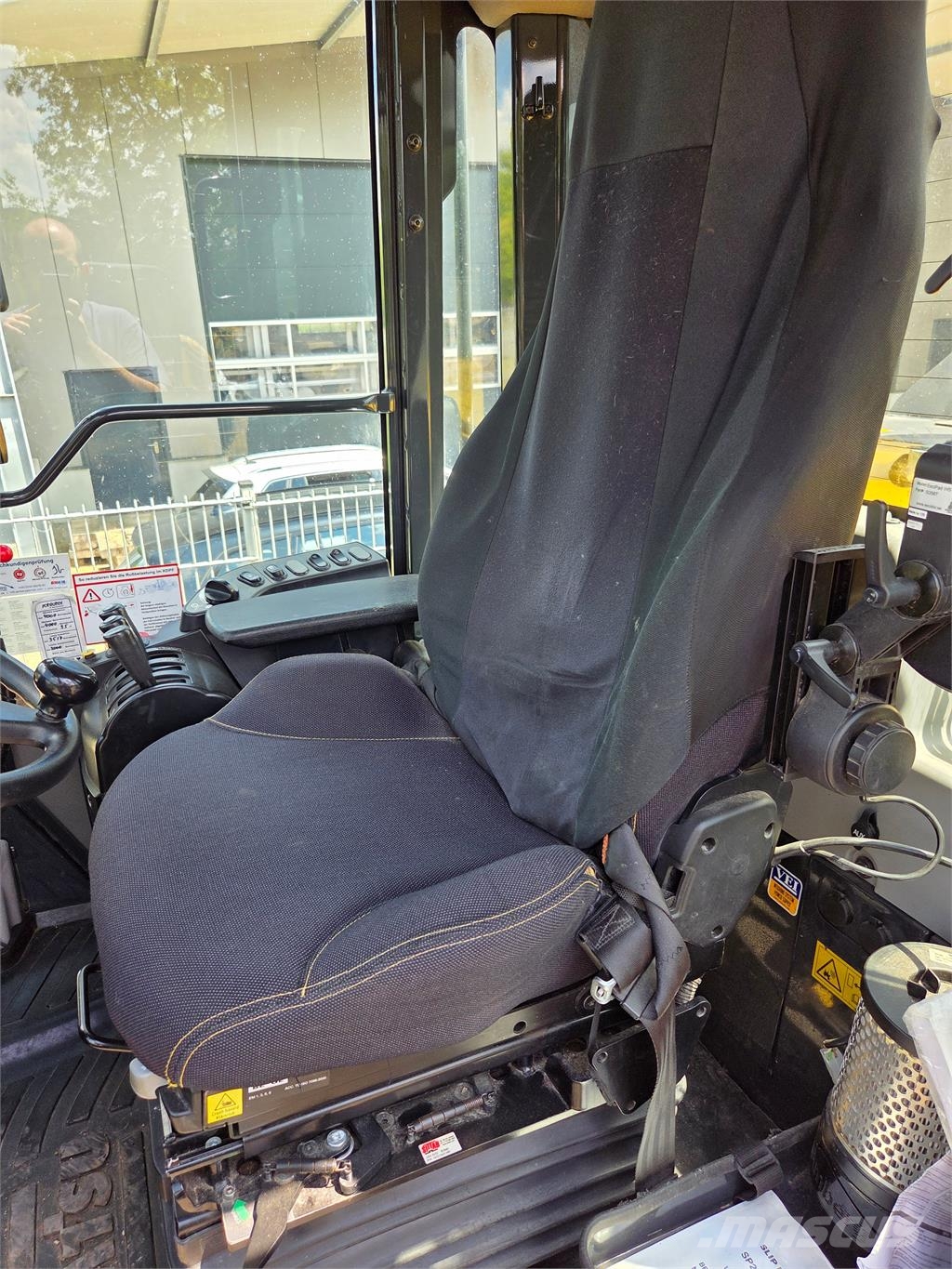 Komatsu WA320-8E0 Andere Zubehörteile